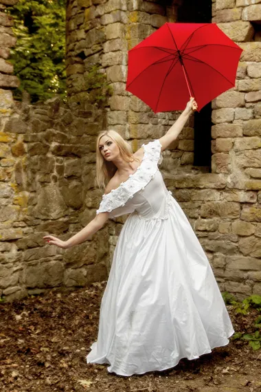 after-wedding-trash-the-dress